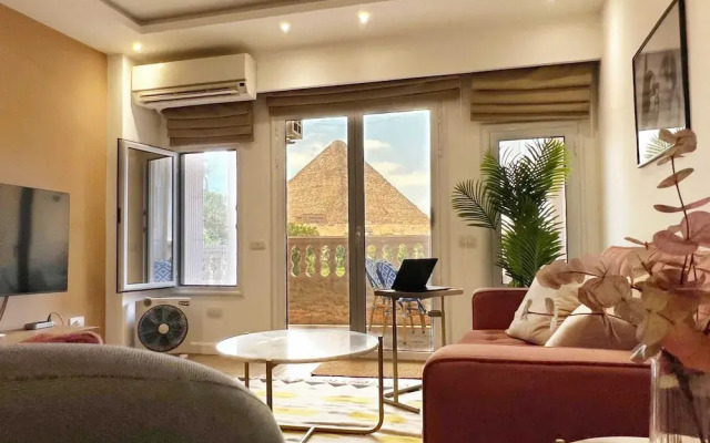 Spellbinding 2 BDR Apt. At The Giza Pyramid's Doorstep