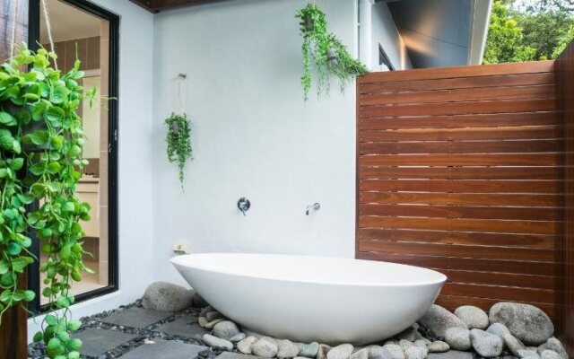 Trito Oceans Edge Luxury House