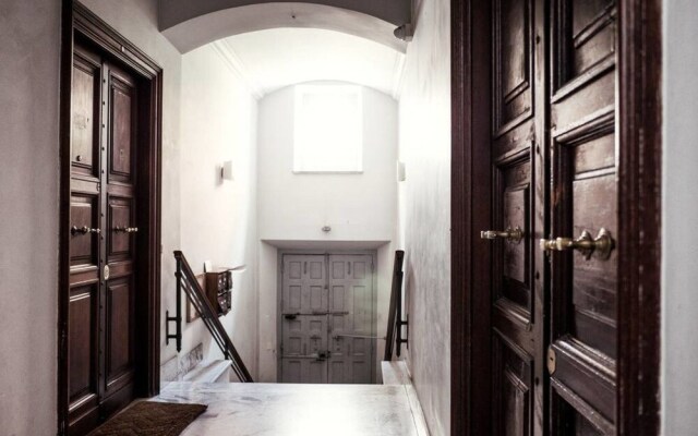 Modern, Quiet Nest 5 Minutes From Colosseum