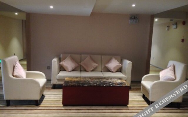 Shangpin Bojia Hotel (Shenzhen Songyuanxia Metro Station Capitel Branch)