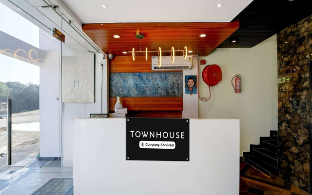 Townhouse Mahamrityunjay Dwar Ujjain