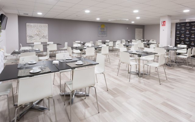 Hotel Familia Conde