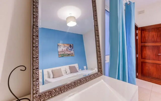 St James the Traditional 4-bed Townhouse Terrace