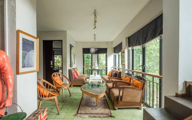 Capital O 852 The Silk At Dago