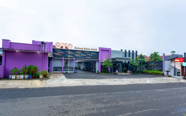 OYO 3042 Griya Karangsalam Indah