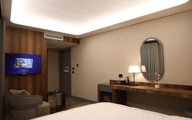 PL Managed By Dedeman