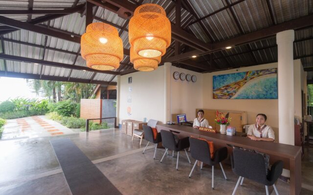 Twin Bay Resort