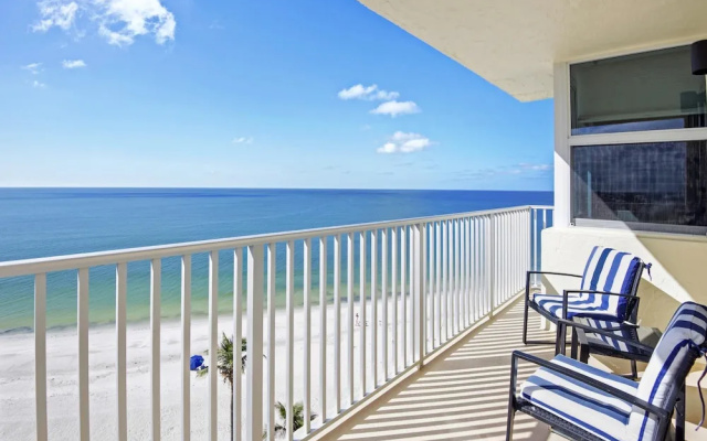 Estero Beach & Tennis 804-c