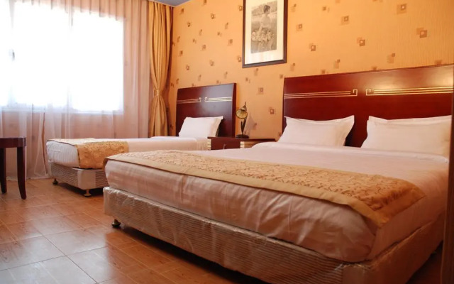 New Beach Hotel & Thalasso