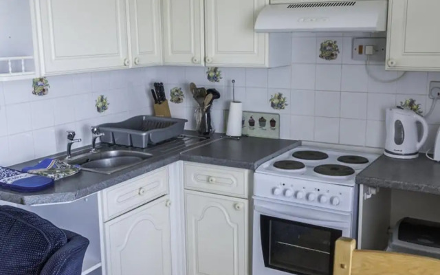 Shanklin Beach - Napier Apartment