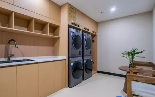 Rosewood Tonglu City Center