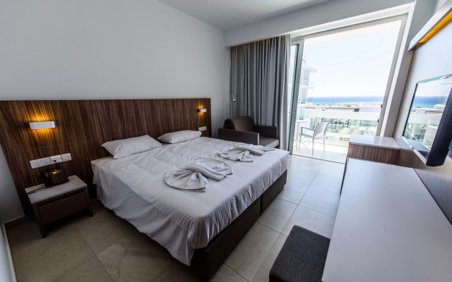 Eleana Hotel