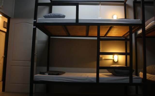 The Mixx Hostel