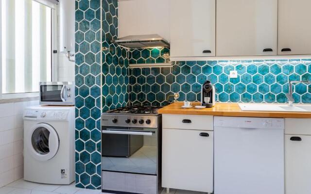 Gorgeous 2BDR Apartment W/Patio & Pool by LovelyStay