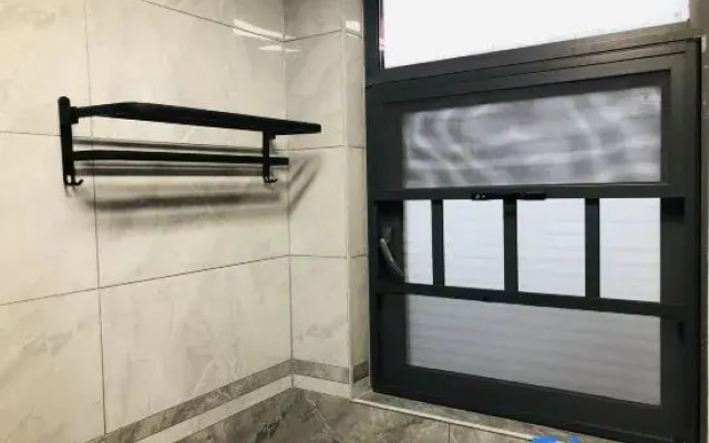 Yueyang Tower Qiyue Homestay