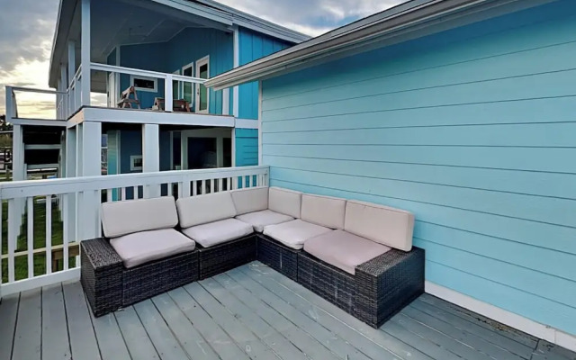 Hideaway at Redhead Road