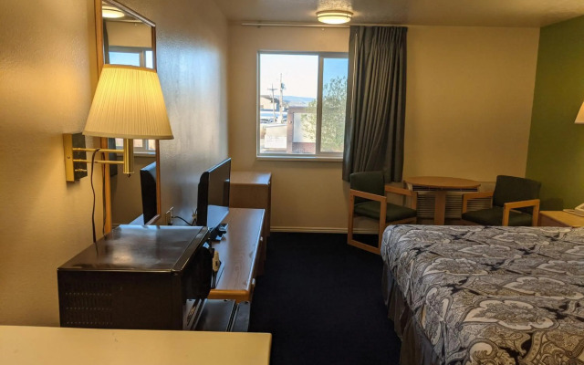 Super 8 by Wyndham Vernal UT