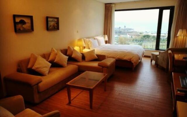 Blue Mansion Hotel Fuxian Lake Chengjiang