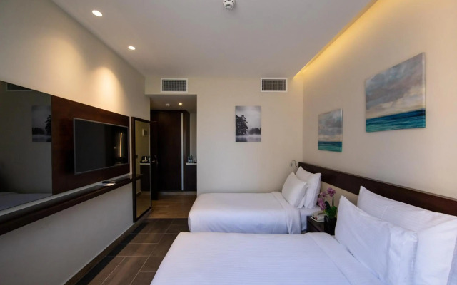 The Compass Hotel