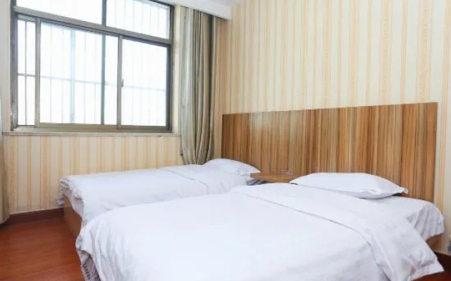 Shenzhou Tianlong Express Hotel