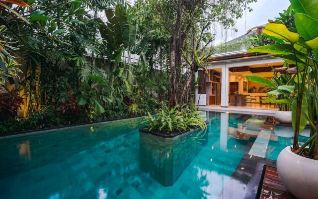 Frangipani Villa Merah at Berawa