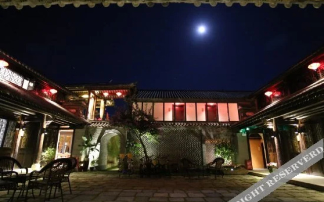 Qilu Sea-view Courtyard Hotel