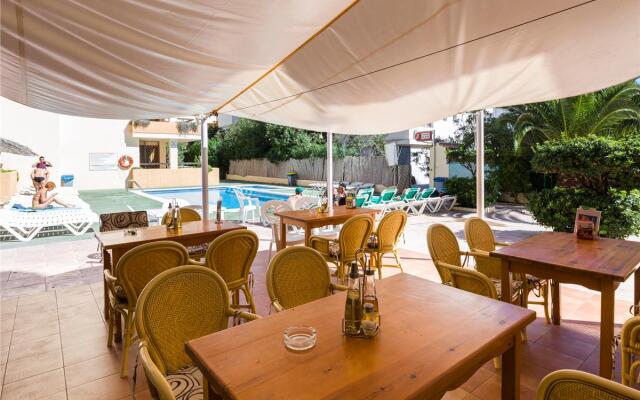Arlanza Jet Apartments (Adults Only)