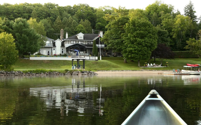 Sir Sam´S Inn - Northwoods Ii Suite
