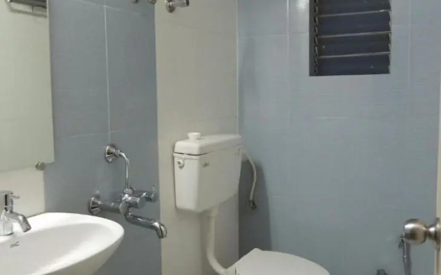 Hotel Pavitra
