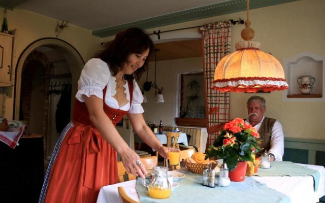 Ferienwohnungen Gästehaus Sonnenkreis
