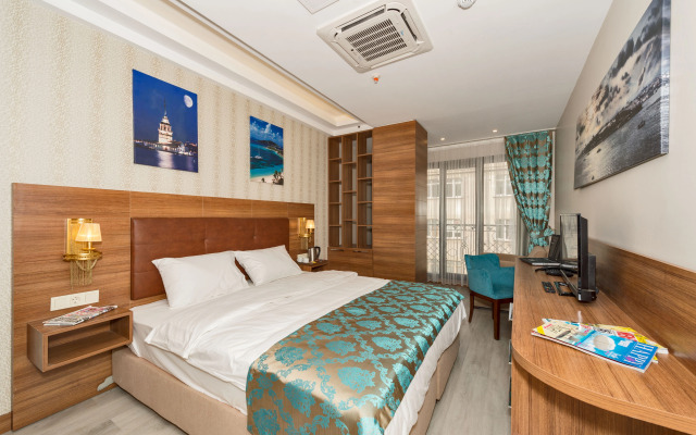 Grand Palace Hotel