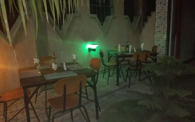Naam Suite Motel - Adults Only
