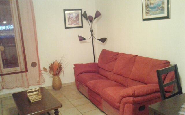 House With 2 Bedrooms in Mèze, With Wonderful City View and Balcony -