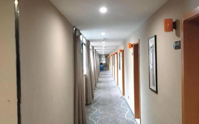 7Days Premium Zhuzhou Yangtze River Road Central Hospital