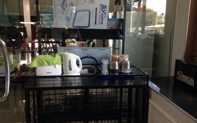 Smile Home Bed & Breakfast Trang