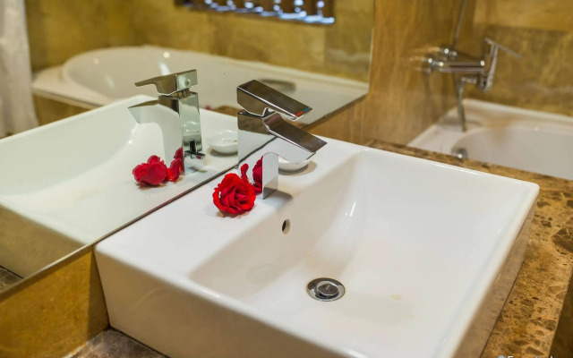 Nesta Hotel Ha Noi