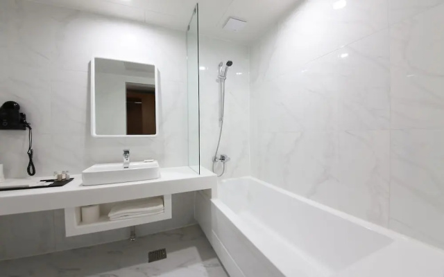 Sacheon Rubens Hotel