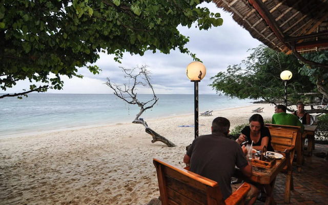 Phi Phi Relax Beach Resort