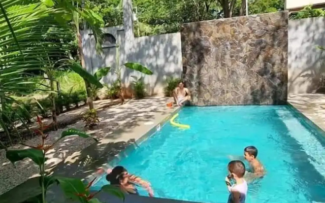 Casa Alice Surf Lodge - Hostel