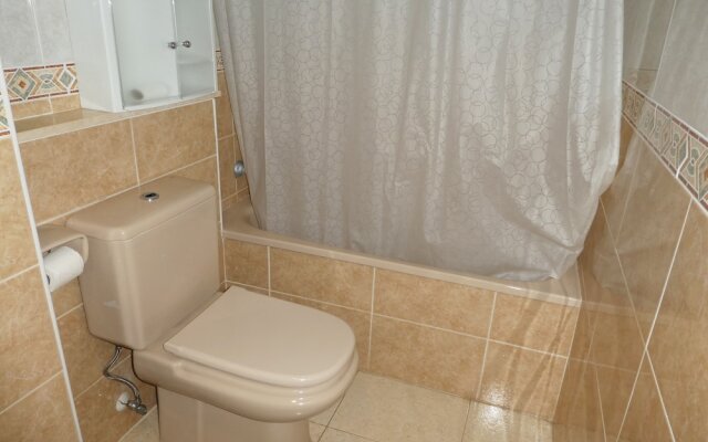 Apartamentos Tavernes Playa Suites 3000