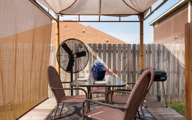 Charming Studios Mission TX