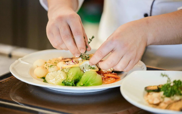 Hotel und Spezialitätenrestaurant zur Linde – Meal – Teufen
