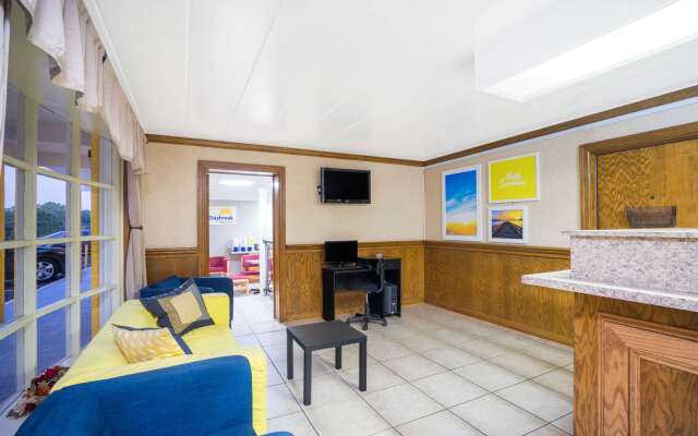 Days Inn by Wyndham Lincolnton