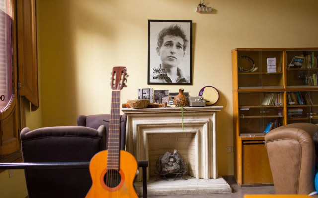 Sabatico Travelers Hostel & Guesthouse