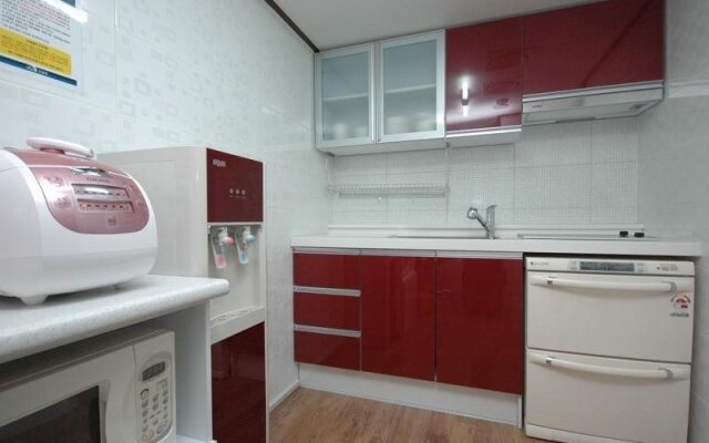Simple House Apgujeong