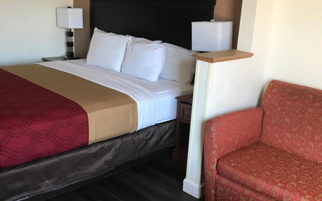 Rodeway Inn & Suites