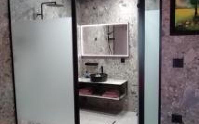 Apartment House - Delta