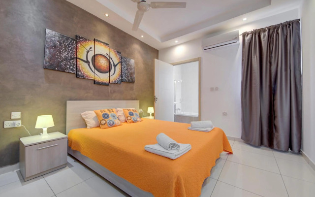 Sliema Ferries 2-bedroom Apt with views