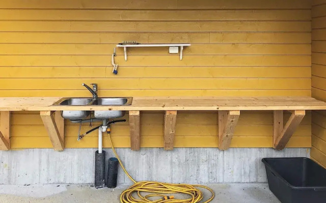 6 Person Holiday Home in Oystese