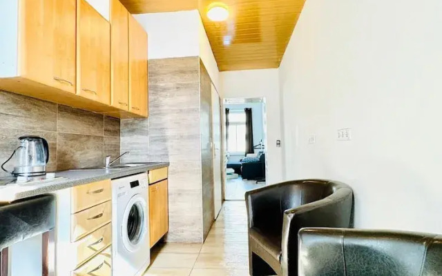 Welcoming Studio Stay Near FAC Platz